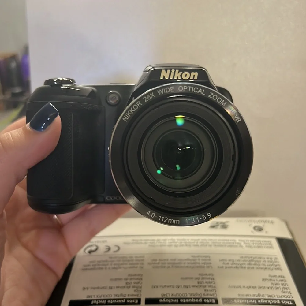 Nikon coolpix L340 camera